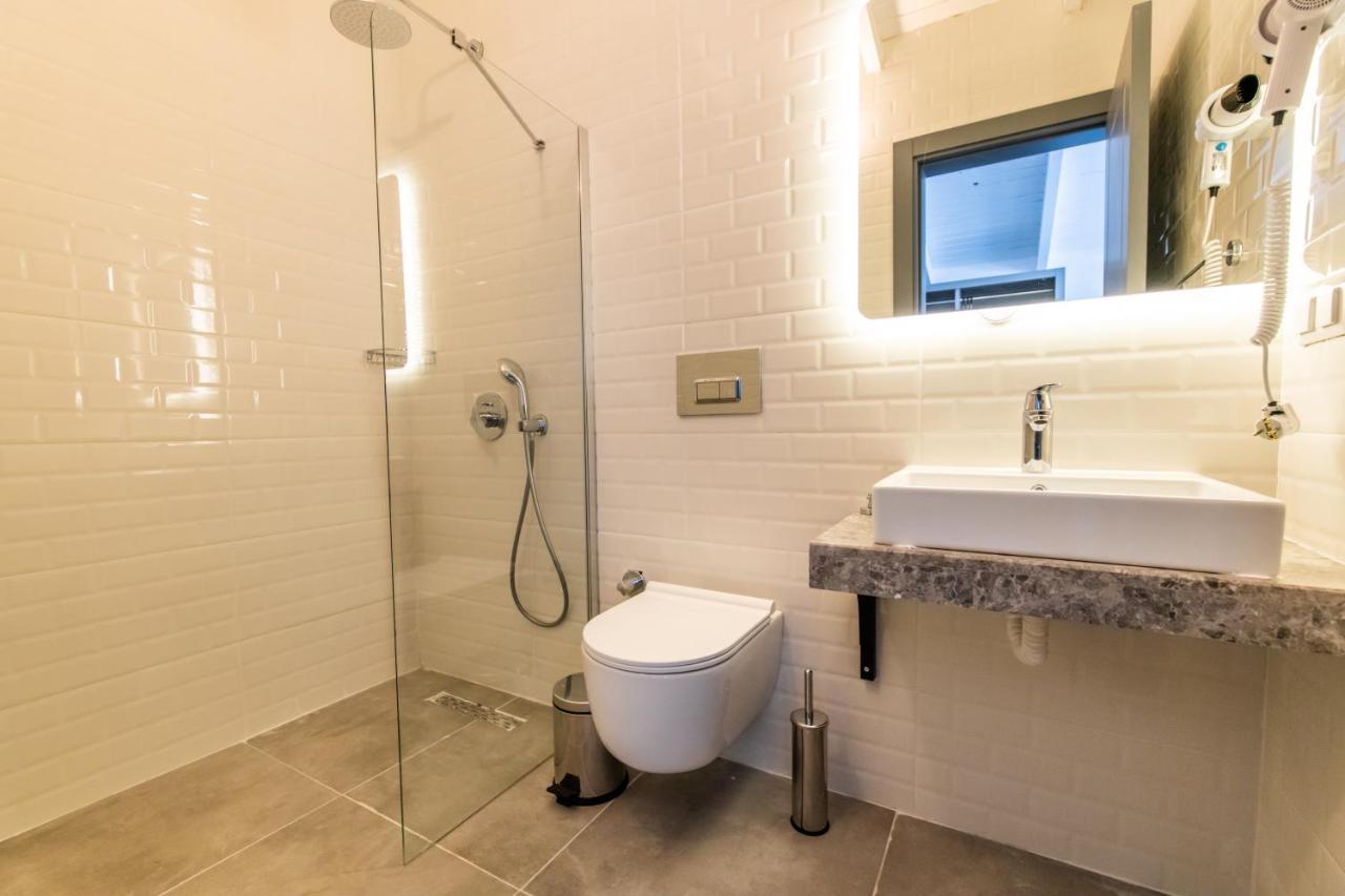 Leonis Hotel كاس المظهر الخارجي الصورة