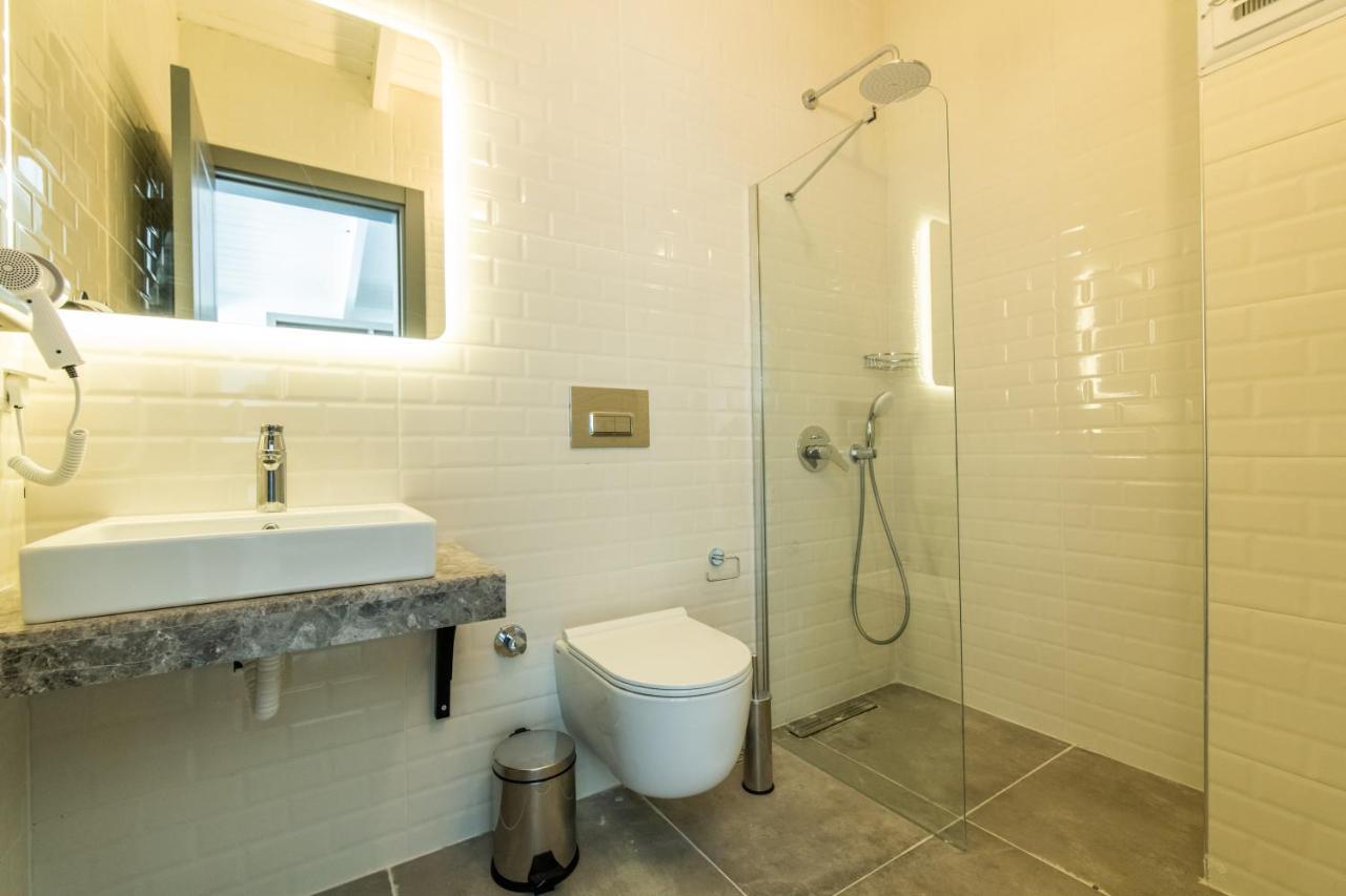 Leonis Hotel كاس المظهر الخارجي الصورة