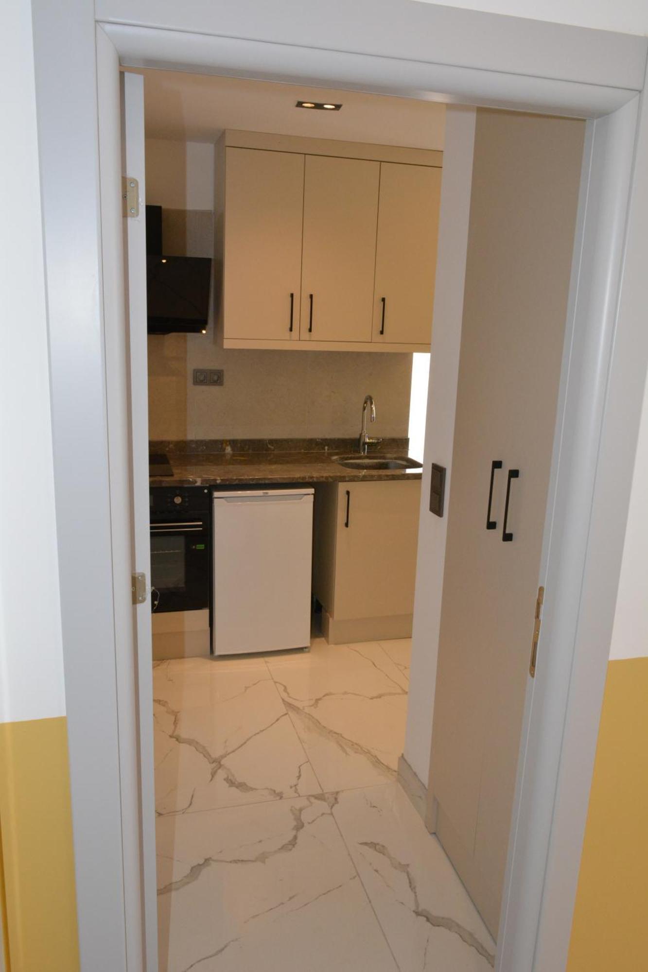 Leonis Hotel كاس المظهر الخارجي الصورة