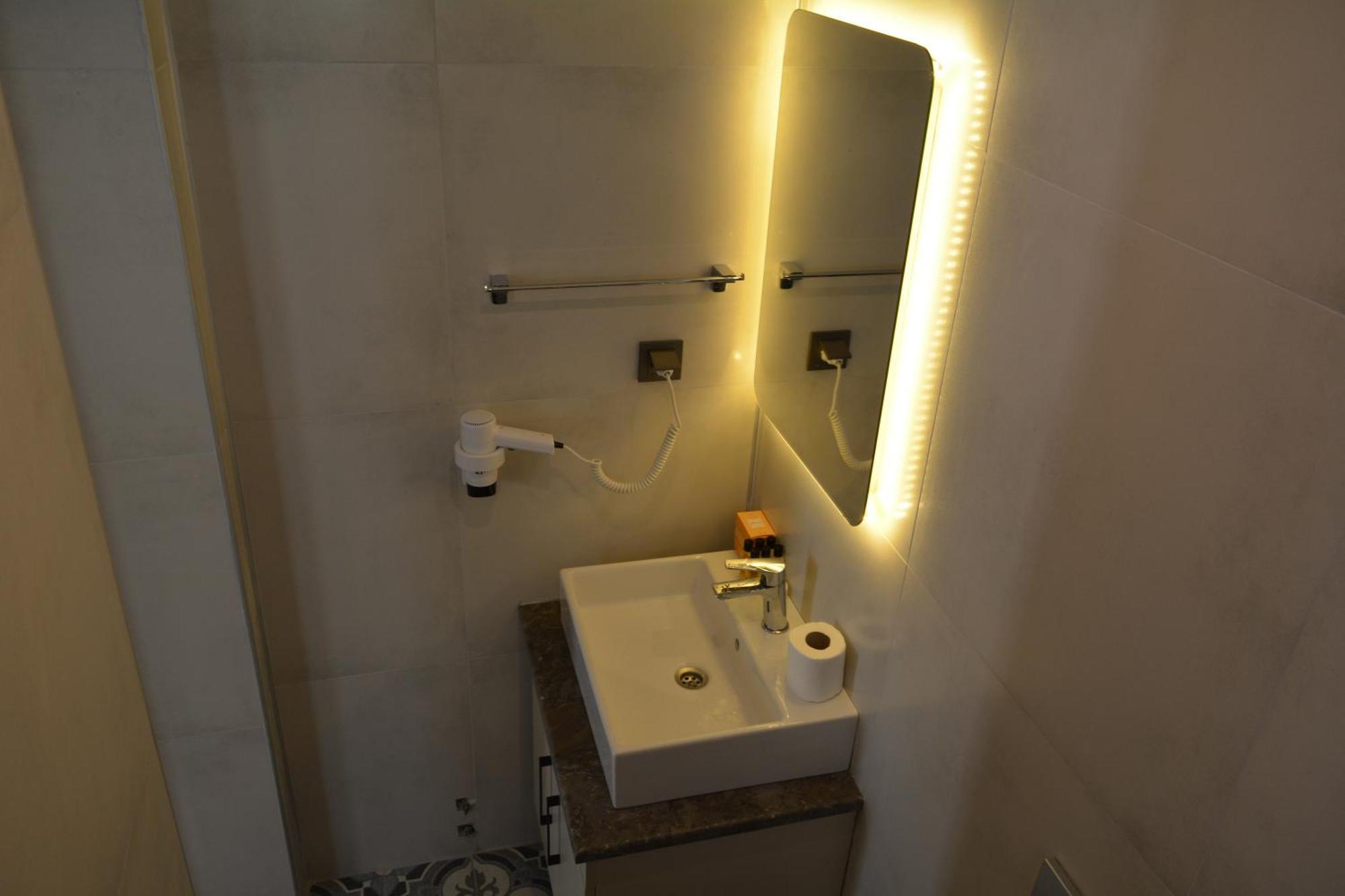 Leonis Hotel كاس المظهر الخارجي الصورة